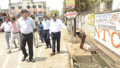 कलेक्टर निकले शहर दौरे पर, सफाई व्यवस्था का लिया जायजा