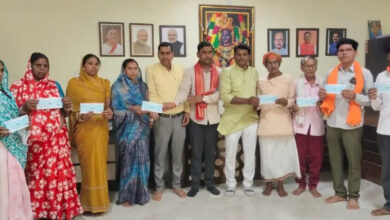 उप मुख्यमंत्री शर्मा के विशेष प्रयासों से कबीरधाम के 872 जरूरतमंदों को मिली आर्थिक सहायता