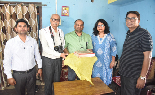 पाँच पीढिय़ों से सहेजी गई सांस्कृतिक विरासत आई सामने, झिरमिट्टी में मिली 250 वर्ष पुरानी पांडुलिपि