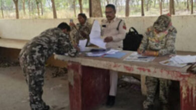 सड़क हादसे में बाइक सवार दो युवकों की हुई मौत