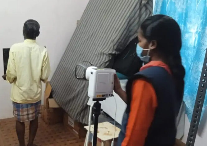 विशेष स्वास्थ्य शिविर में उपलब्ध कराई गई एक्स-रे की सुविधा विशेष स्वास्थ्य शिविर में उपलब्ध कराई गई एक्स-रे की सुविधा