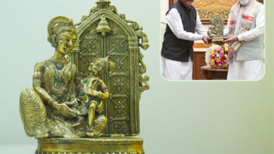 मुख्यमंत्री साय ने प्रधानमंत्री मोदी को बेल मेटल निर्मित माता कौशल्या के राम कलाकृति की भेंट