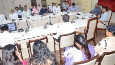 सुशासन शिविर की तैयारी निर्धारित अवधि में पूरी करें : कलेक्टर