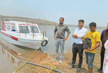 पहली बार गंगरेल बांध में शुरू हुई वाटर एंबुलेंस सेवा, जल्द जारी होगा टोल-फ्री नंबर