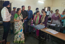 जनगणना प्रभारी ने मोहबाबाजार स्कूल जनगणना प्रशिक्षण केन्द्र का किया औचक निरीक्षण