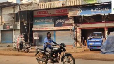 पखांजूर में बुलडोजर कार्रवाई का विरोध: बंग समाज के बंद से बाजार ठप, प्रदर्शन की तैयारी