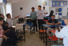 आधार शिविर में छात्र-छात्राओं की कम उपस्थिति पर एसडीएम ने दिए कार्रवाई के निर्देश