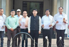 कलेक्टर ने 9 सेवानिवृत्त कर्मियों का किया सम्मानित