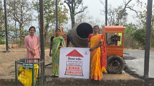 सशक्त नारी, विकसित प्रदेश: निर्माण कार्यों में बढ़ रही साईं बाबा समूह की आजीविका