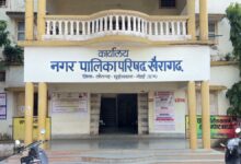 खैरागढ़ में निर्माण कार्य पर विवाद: ‘पहले भुगतान या पहले काम’ को लेकर उठा सवाल