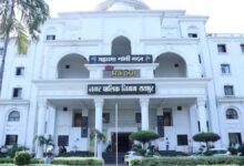 गंदा पानी सप्लाई करने पर निगम की सख्त कार्रवाई