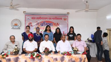 हमारी शिक्षा सबसे पहले देश के लिए है: डॉ सच्चिदानंद शुक्ल