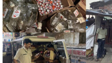डोंगरगढ़ में मध्यप्रदेश की शराब और पैकिंग सामग्री जब्त