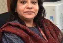 करेंसी टावर के लिफ्ट में फंसी एसीएस ऋचा शर्मा