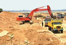 रेत माफियाओं ने वन अमले पर किया हमला, दो गंभीर