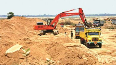 रेत माफियाओं ने वन अमले पर किया हमला, दो गंभीर रेत माफियाओं ने वन अमले पर किया हमला, दो गंभीर