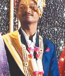 शादी के दूसरे दिन ही दूल्हे ने लगाई फांसी, दुल्हन व माता – पिता सदमें में