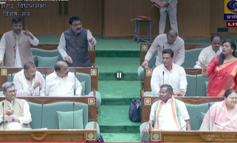 विधानसभा का विशेष सत्र, सीएम ने रखा महिला आरक्षण पर शासकीय संकल्प