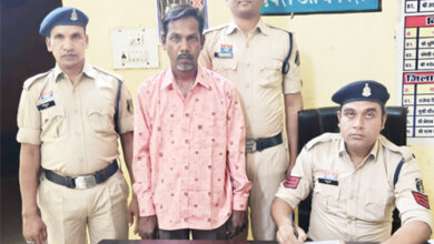 8 हीरों के साथ ओडिशा का तस्कर गिरफ्तार