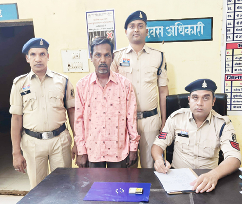 8 हीरों के साथ ओडिशा का तस्कर गिरफ्तार