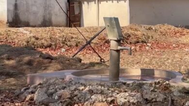 आज भी प्यासे हैं राष्ट्रपति के दत्तक पुत्र