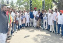 खरगे को पागल कहने पर आक्रोशित कांग्रेसियों ने असम के सीएम हेमंता का पुतला फूका