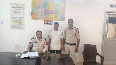 फर्जी स्क्रीनशॉट से 17 लाख के राशन की खरीदी, आरोपी गिरफ्तार फर्जी स्क्रीनशॉट से 17 लाख के राशन की खरीदी, आरोपी गिरफ्तार