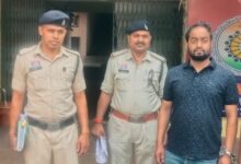 कुरियर से नशे का सामान मंगाकर बेचने वाला आरोपी गिरफ्तार