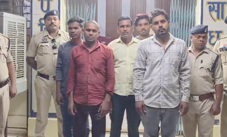 पुलिस दल पर हमला करने वाले 5 गिरफ्तार