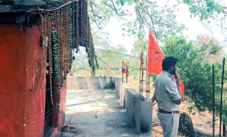 कवर्धा राजपरिवार के मंदिर से हनुमान जी का 10 तोला चांदी का मुकुट चोरी