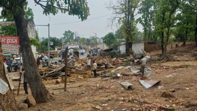 वनभूमि को कराया अतिक्रमणमुक्त, प्रभावितों ने लगाए गंभीर आरोप