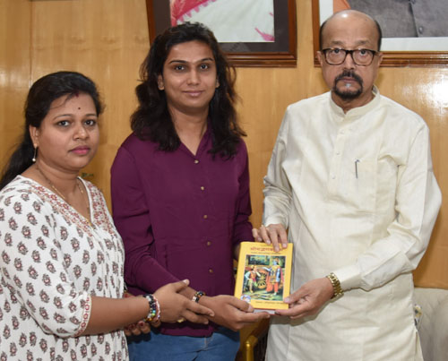 राज्यपाल से पर्वतारोही अंकिता ने की सौजन्य भेंट राज्यपाल से पर्वतारोही अंकिता ने की सौजन्य भेंट