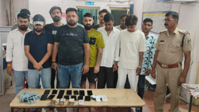 फाफाडीह इलाके से 15 जुआरी गिरफ्तार, 1,54,500 नगद सहित मोबाइल फोन जप्त
