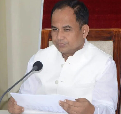 व्यापार किसी की जान से ज्यादा महत्वपूर्ण नहीं, लिफ्ट मेंटेनेंस ऑनर की जिम्मेदारी: कलेक्टर