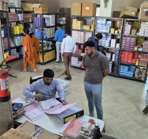 रायपुर में मेडिकल प्रतिष्ठानों पर छापेमारी जारी