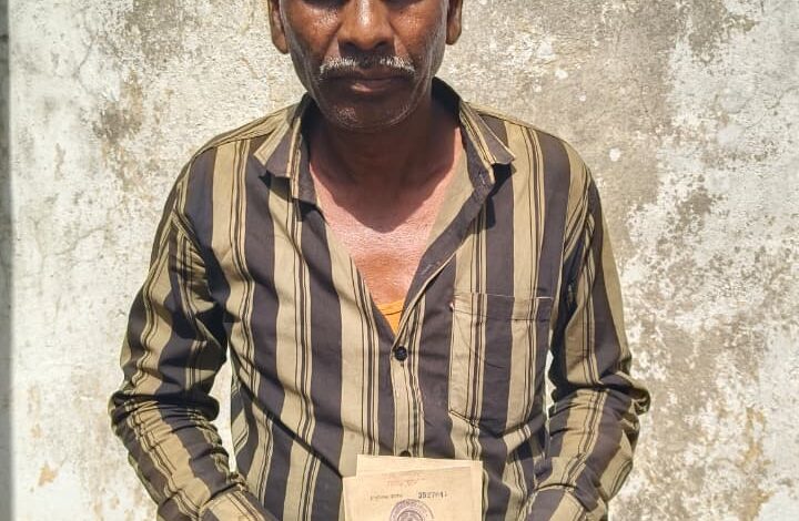 सुशासन तिहार बना किसानों का भरोसा, किसान रूपसिंह को तत्काल मिली नई किसान किताब