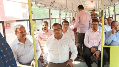 ईंधन बचत और मितव्ययिता का अनूठा उदाहरण, बसना प्रशासन की सामूहिक बस यात्रा