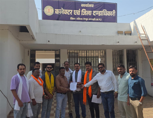 विहिप व बजरंगदल के गौ रक्षा विभाग ने मुख्यमंत्री के नाम सौंपा ज्ञापन