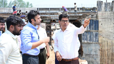 वित्त मंत्री चौधरी ने रायगढ़ की प्रमुख विकास परियोजनाओं का किया निरीक्षण