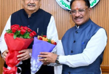 मुख्यमंत्री साय ने विशेष सत्र आयोजित करने के लिए विस अध्यक्ष डॉ. सिंह के प्रति किया आभार प्रकट