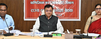 मदिरा के अवैध परिवहन एवं बिक्री पर रोक लगाए : आबकारी मंत्री देवांगन