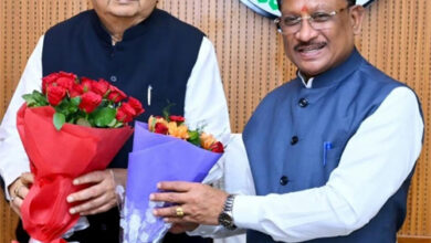 मुख्यमंत्री साय ने विशेष सत्र आयोजित करने के लिए विस अध्यक्ष डॉ. सिंह के प्रति किया आभार प्रकट