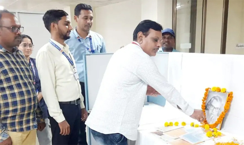 जोनल रेल मुख्यालय में कवि सुमित्रानंदन पंत की 126वीं जयंती मनाई गई जोनल रेल मुख्यालय में कवि सुमित्रानंदन पंत की 126वीं जयंती मनाई गई