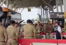 रायपुर पहुंची मुंबई इंडियंस की टीम, हार्दिक-रोहित को देखने विमानतल पर उमड़े फैंस