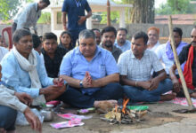 धर्मस्व मंत्री अग्रवाल ने किया फुलचुही और डांडग़ांव में मंदिर निर्माण कार्य का भूमिपूजन
