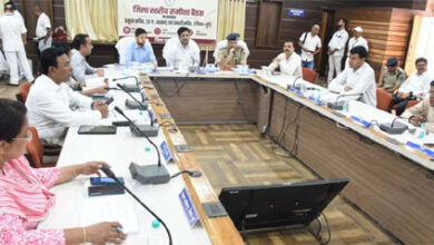 अधिकारी-कर्मचारी अनुशासित और संकल्पित होकर विकसित छत्तीसगढ़ के लिए करें काम: प्रभारी सचिव बोरा