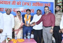 मुंगेली के गुरुदयाल जांगड़े ने IFS में 105वीं रैंक हासिल कर रचा इतिहास, जिले में खुशी की लहर
