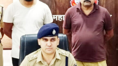 एलपीजी गैस से भरे कैप्सूल ट्रकों के गबन और कालाबाजारी के मामले में पिता-पुत्र गिरफ्तार