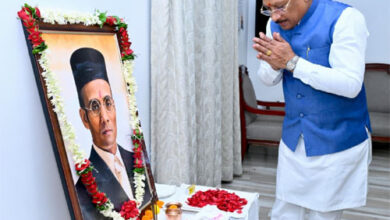 मुख्यमंत्री ने स्वातंत्र्यवीर विनायक दामोदर सावरकर की जयंती पर उन्हें किया नमन