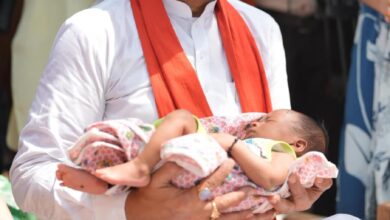 एक माह के नवजात का मुख्यमंत्री ने किया नामकरण, रविशंकर नाम से गूंजा गांव का आंगन